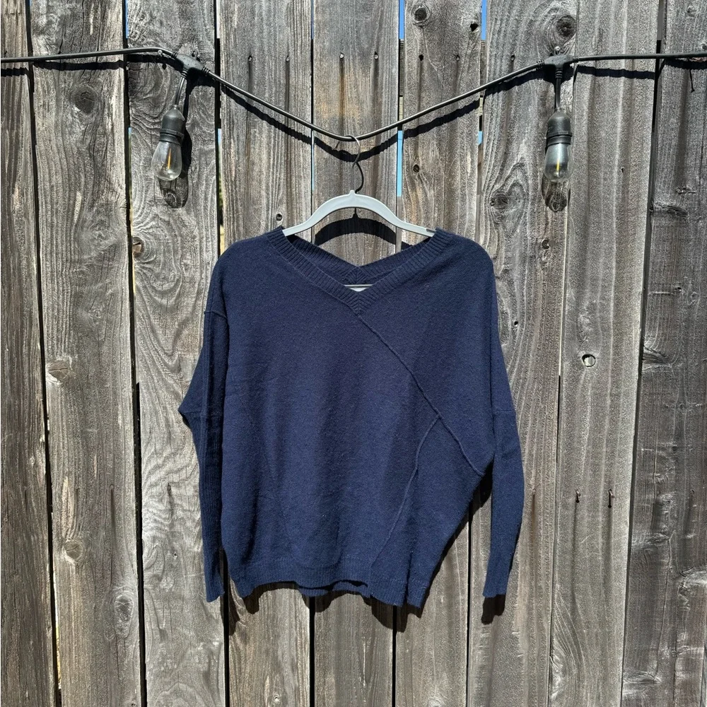 Loma London Navy Blue 100% Cashmere V Neck Long Sleeve Sweater Size Small